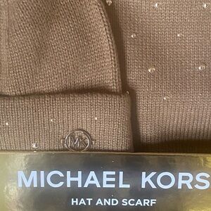NEW MK hat and scarf set